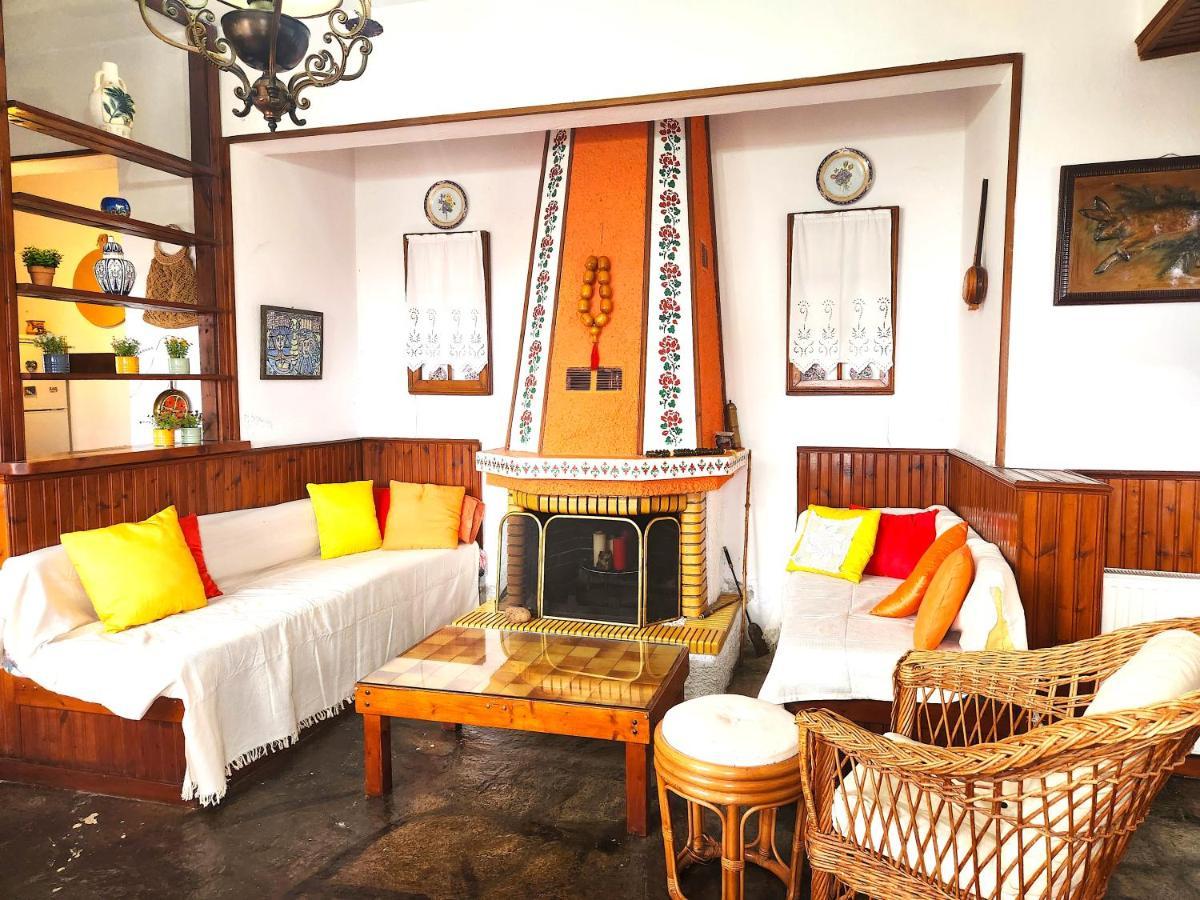 Yalla Chorefto - Hotel & Fun Bagian luar foto