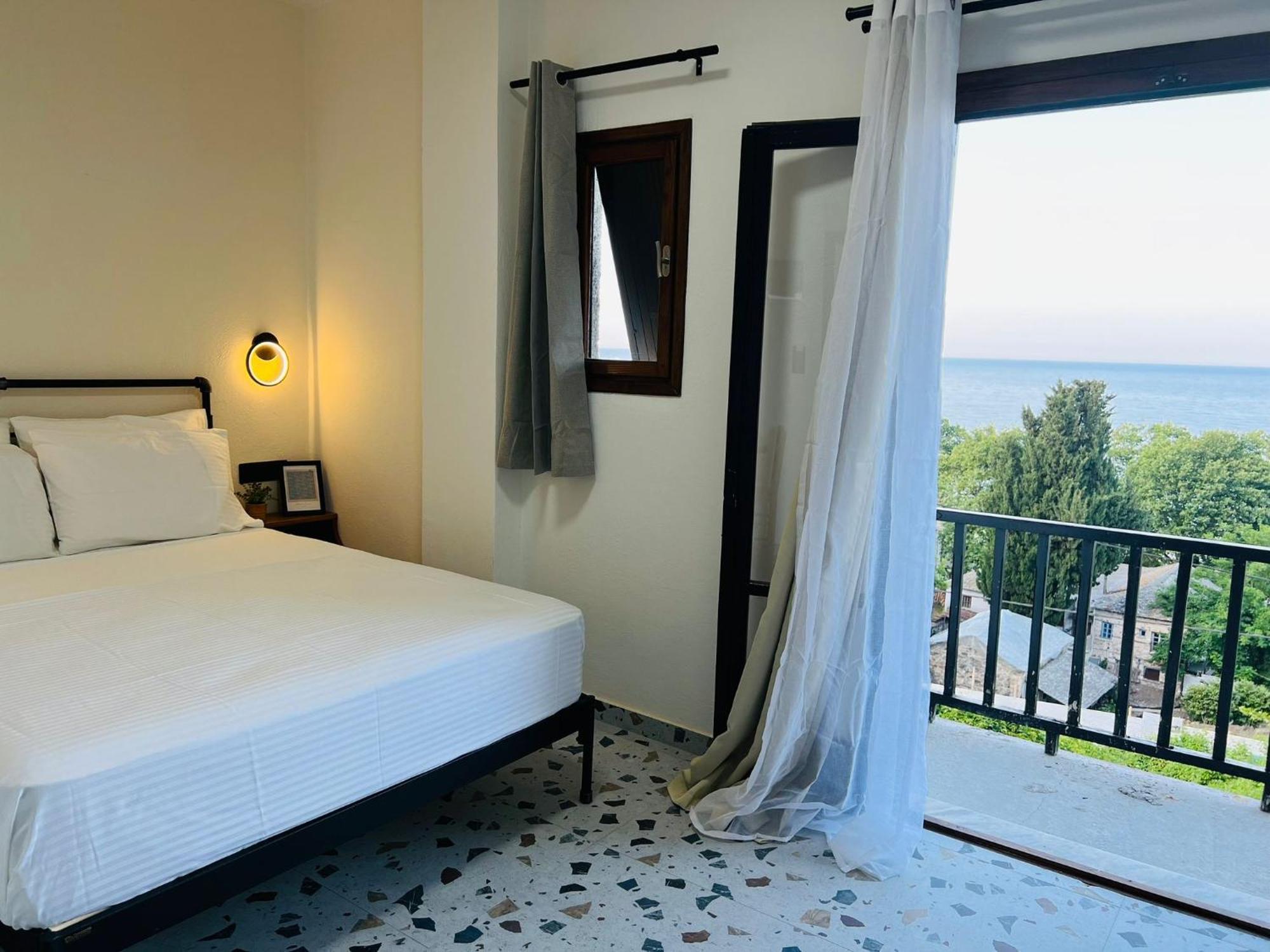 Yalla Chorefto - Hotel & Fun Bagian luar foto