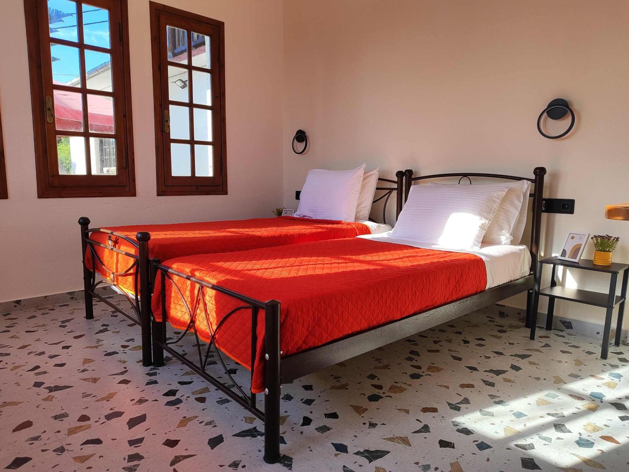 Yalla Chorefto - Hotel & Fun Bagian luar foto